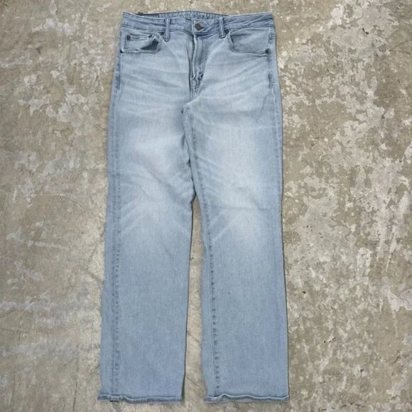 American Eagle Jeans 33x32 Blue Pants Original Boot Light Wash Denim Fits 32x29 - Picture 1 of 6